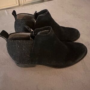Women’s Toms ankle boots